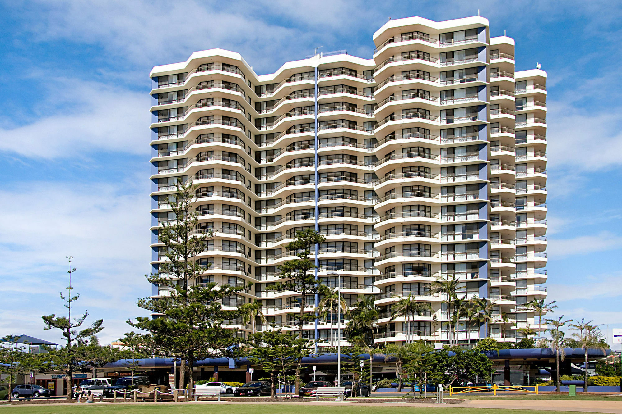 Beach House Seaside Resort Голд-Кост Экстерьер фото
